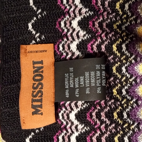 AUTHENTIC STUNNING MISSONI SCARF - Picture 3 of 6